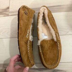 UGG Ansley Womens Chestnut Suede Moccasin Slippers Size 9 EUC Cozy